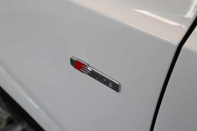 Audi Q3 1.4 TFSI CoD Design Pro Line Plus 19 Inch lmv , Automaat , Alcantara /leder interieur. afbeelding 6