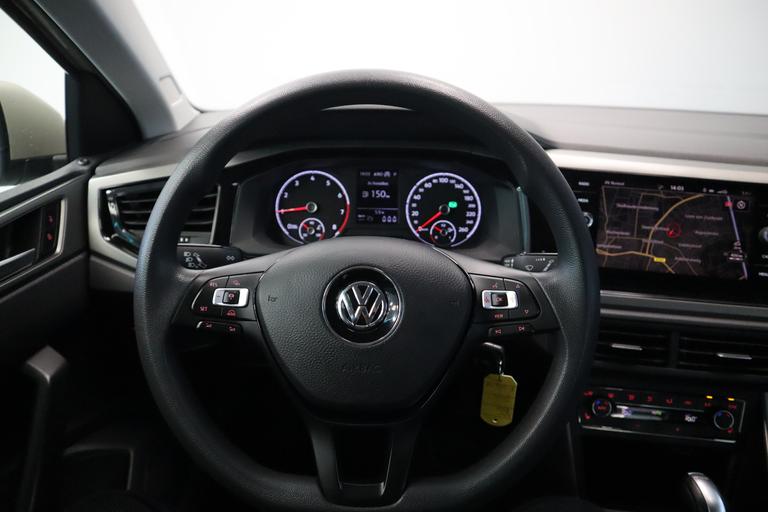 Volkswagen Polo 1.0 TSI Highline 116pk! Navigatie Full-led Adaptive-Cruise afbeelding 12
