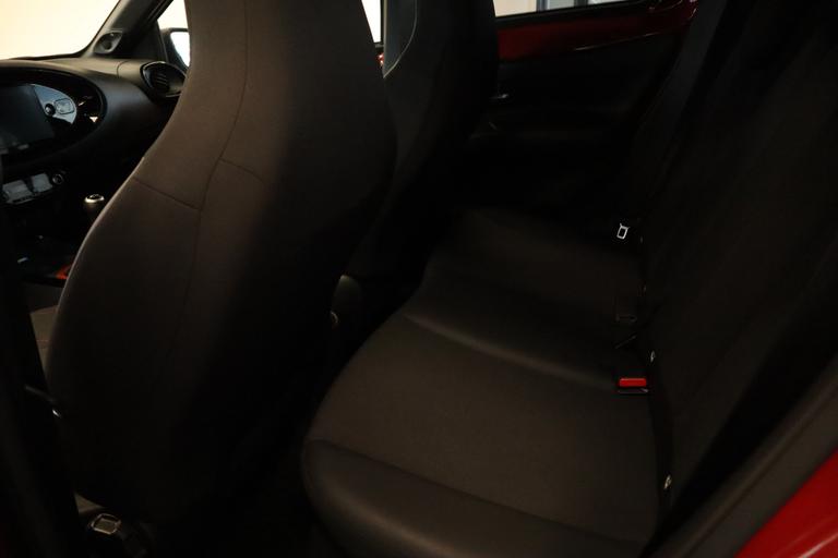 Toyota Aygo X 1.0 VVT-i MT envy JBL audio installatie , 18LMV, Navigatie, afbeelding 7