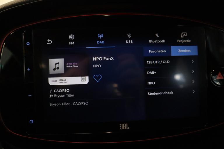 Toyota Aygo X 1.0 VVT-i MT envy JBL audio installatie , 18LMV, Navigatie, afbeelding 23