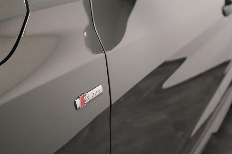 Audi A1 Sportback 30 TFSI Pro-Line S-line 2x ClimateControl CruiseControl 17'lmv afbeelding 6