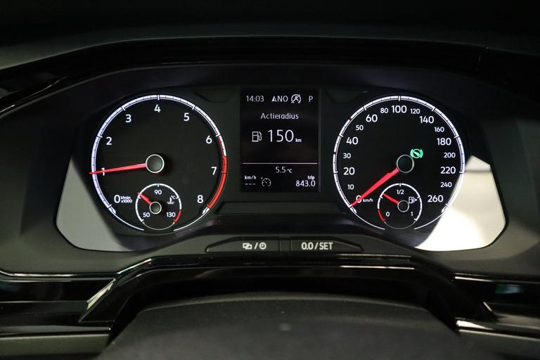 Volkswagen Polo 1.0 TSI Highline 116pk! Navigatie Full-led Adaptive-Cruise afbeelding 17