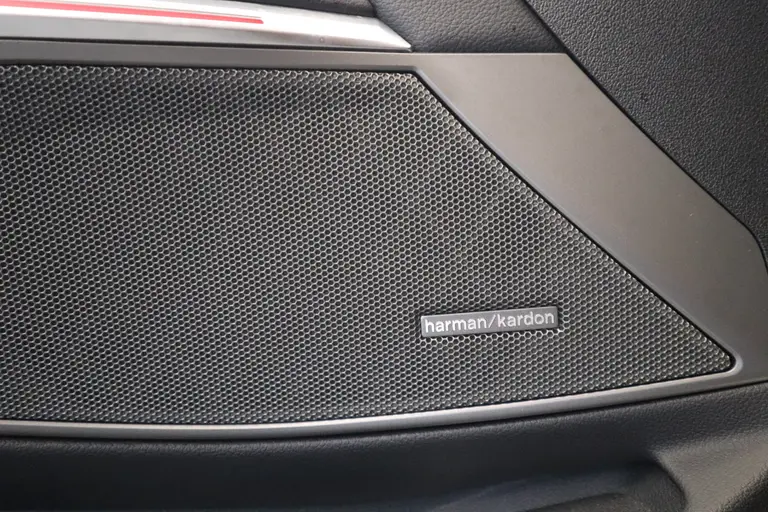 BMW 3 Serie Touring 320e Schuif/Kanteldak Harman Kardon Head-Up Elek. stoelen afbeelding 20