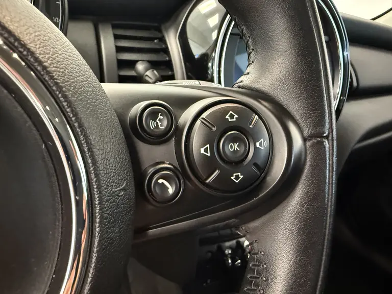 MINI Mini 1.5 One Salt 5-Drs. Airco CruiseControl Navigatie afbeelding 10