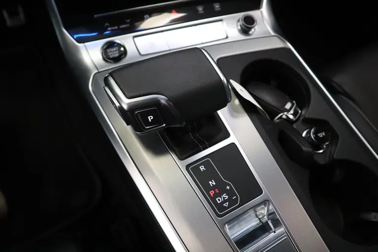 Audi A6 Limousine 55 TFSI e Quattro Pro Line S Competition 256PK Panorama Navigatie Cruise Control Volleder interieur Stoel/Stuur verwarming. * 2e Paasdag zijn wij geopend van 12:00 tot 17:00uur! * afbeelding 20