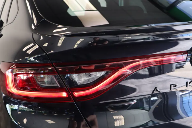 Renault Arkana 1.6 E-Tech Hybrid 145 R.S. Line Full-led Navigatie Adaptive-Cruise afbeelding 4