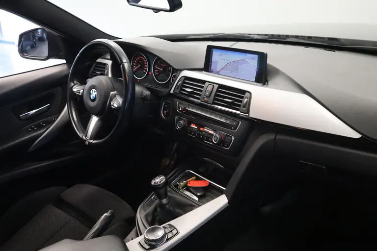 BMW 3-serie 316i Executive Cruise/Climate Navi M-Sport NAP Dealer onderhouden afbeelding 18