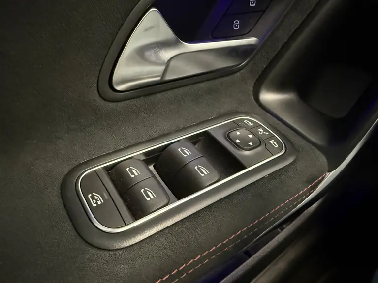 Mercedes-Benz A-Klasse 180 Business Solution AMG Cruise/CLimate panoramadak PDC Multibeam LED 24 maanden garantie mogelijk (*vraag naar de voorwaarden) afbeelding 22