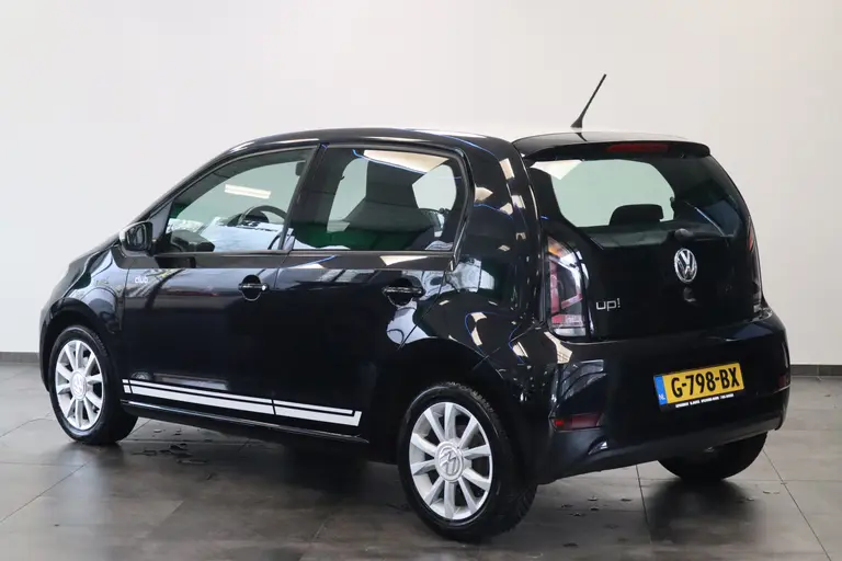 Volkswagen up! 1.0 BMT 5-Drs. Airco Bluetooth Lmv * 2e Paasdag zijn wij geopend van 12:00 tot 17:00uur! * afbeelding 3