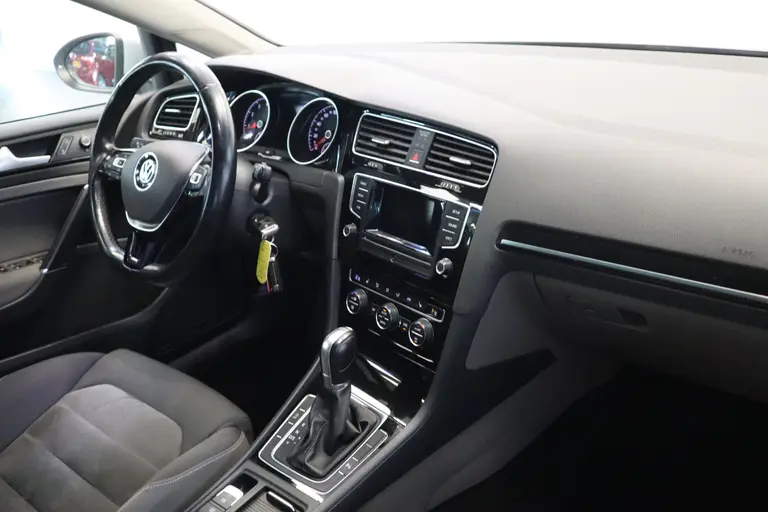 Volkswagen Golf 1.4 TSI ACT Highline R-line CruiseControl 18'lmv Bi-Xenon afbeelding 12