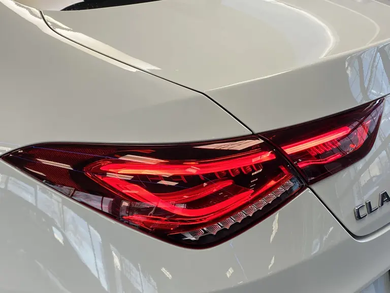 Mercedes-Benz CLA-Klasse 180 Business Solution AMG Panoramadak Sfeerverlichting 18LMV Cruise control DAB+ 2 Jaar garantie mogelijk* ( vraag naar de voorwaarde) afbeelding 5