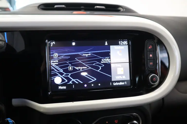 Renault Twingo Z.E. R80 Série Limitée Vibes 82PK Navigatie 16LMV Cruise Control PDC CV Climate Control afbeelding 13