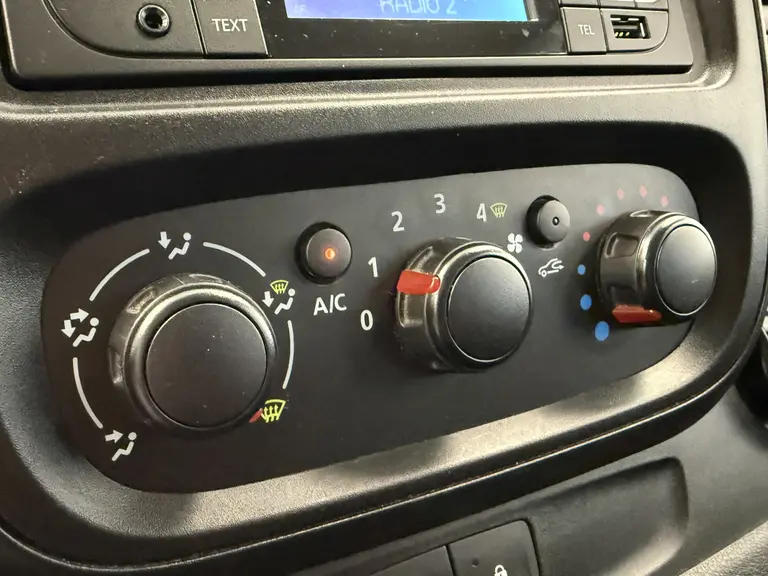 Renault Trafic 1.6 dCi T29 L2H1 Générique Airco Trekhaak tempex vloer afgetimmerd afbeelding 6