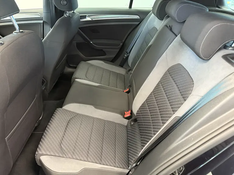 Volkswagen Golf 1.4 TSI Highline Business R Automaat DSG 18 inch achteruitrijcamera afbeelding 18