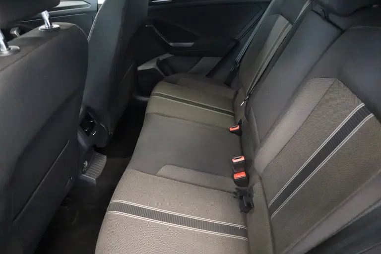 Volkswagen T-Roc 1.5 TSI Style 150pk Panoramadak Full-Led Navigatie 18'lmv afbeelding 20