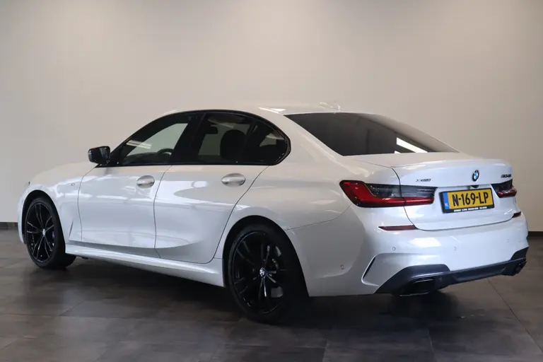 BMW 3-serie M340i xDrive High Executive Hi-Fi Laser LED 374PK! 19''LM afbeelding 3