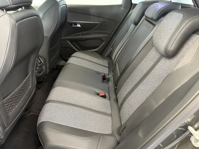 Peugeot 3008 1.2 PureTech Crossway Navigatie Panorama afn trekhaak Dab+ 18LMV Cruise control afbeelding 14