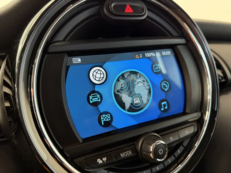 MINI Mini 1.5 One Salt 5-Drs. Airco CruiseControl Navigatie afbeelding 17