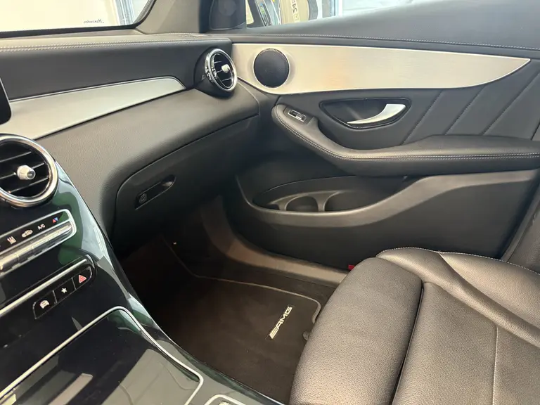 Mercedes-Benz GLC Coupé 300e 4MATIC Business Solution AMG Panoramadak PDC Achteruitrijcamera afbeelding 24