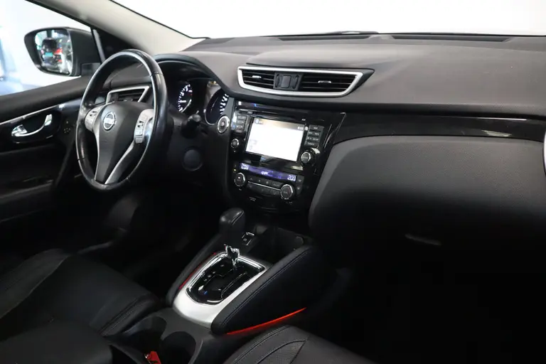 Nissan QASHQAI 1.2 Tekna 17" Panoramadak Leder Trekhaak afbeelding 21
