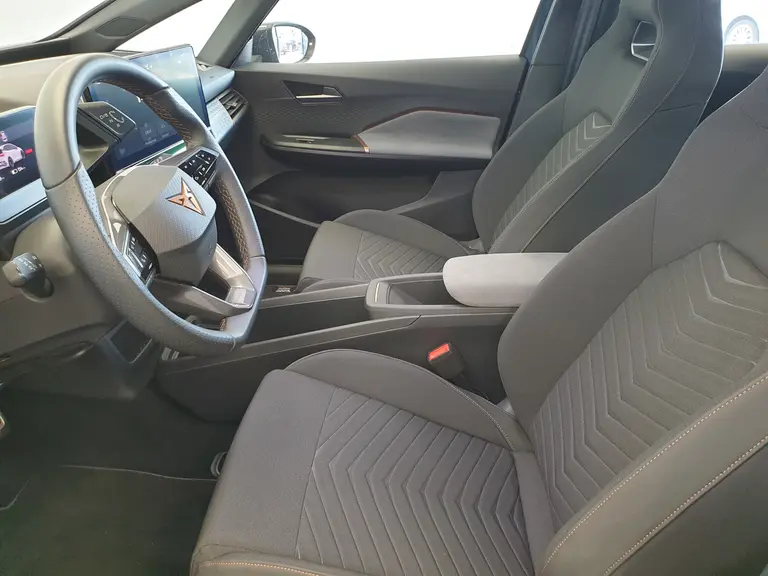 CUPRA Born 58 kWh Business One Navigatie Clima Warmtepomp 18"LM 204 PK! 24 maanden garantie mogelijk (*vraag naar de voorwaarden) afbeelding 11