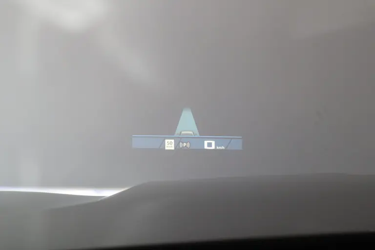 BMW XM PHEV 30 kWh Bowers & Wilkins 23''LM inidivual leder Trekhaak NL Auto * 2e Paasdag zijn wij geopend van 12:00 tot 17:00uur! * afbeelding 21