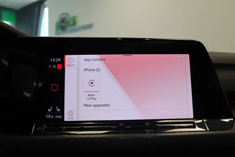 Volkswagen Golf 2.0 TSI GTI ACC Navi Panoramadak Milltek Uitlaat afbeelding 18