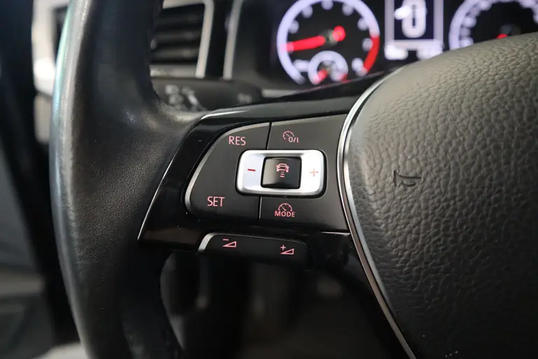 Volkswagen Polo 1.0 TSI Highline R-line Adaptive-Cruise Navigatie 17'Lmv 24 maanden garantie mogelijk (*vraag naar de voorwaarden) afbeelding 9