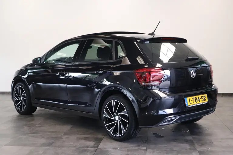 Volkswagen Polo 1.0 TSI Comfortline Panoramadak Navigatie Full-led afbeelding 3