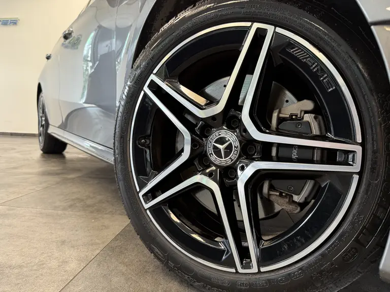 Mercedes-Benz A-Klasse 250 e Business Solution AMG Limited afbeelding 8