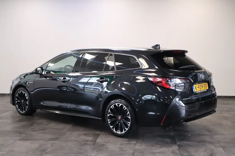 Toyota Corolla Touring Sports 1.8 Hybrid GR-Sport 17LMV Cruise Control  Cruise Control Apple carplay 2 Jaar garantie mogelijk* ( vraag naar de voorwaarde) afbeelding 3