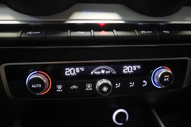 Audi Q2 35 TFSI S Edition S-Line Panoramadak 19lmv Navigatie CruiseControl 2 Jaar garantie mogelijk* ( vraag naar de voorwaarde) afbeelding 15