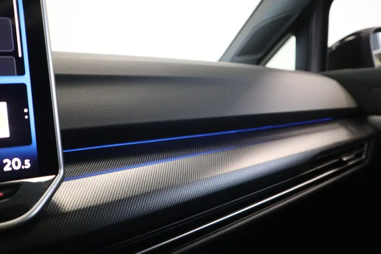 Volkswagen Golf 1.5 eTSI R-Line Edition ! Nieuw Type ! Panoramadak IQ-light Navigatie afbeelding 14