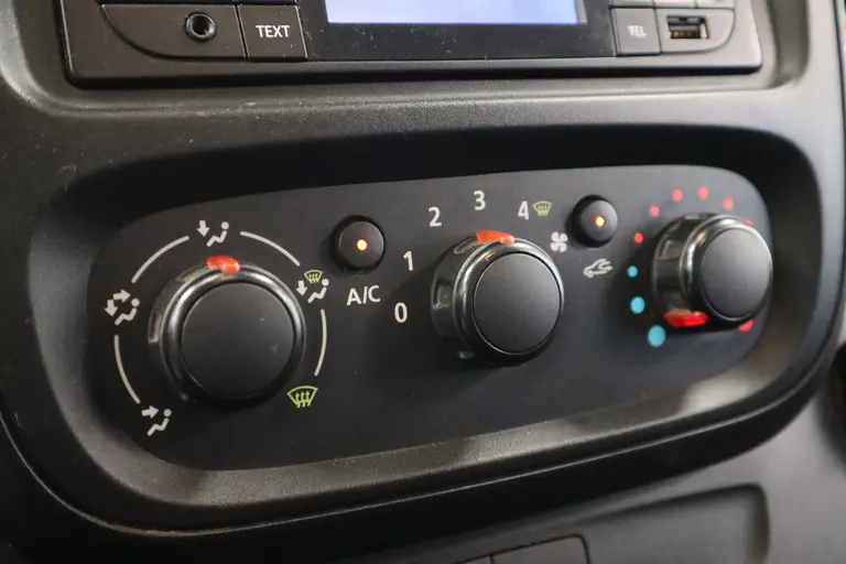 Renault Trafic 1.6 dCi T29 L2H1 Générique CV trekhaak Airco afbeelding 8