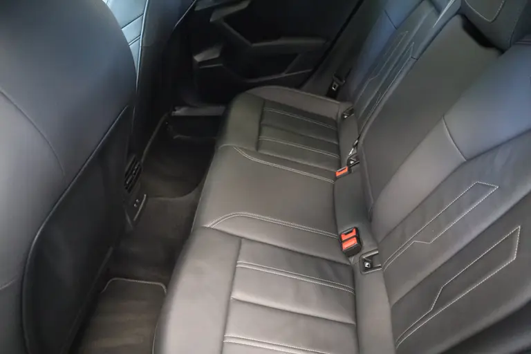 Audi A3 Sportback 40 TFSI e S Line ACC PDC Panoramadak 18''LM 24 maanden garantie mogelijk (*vraag naar de voorwaarden) afbeelding 20
