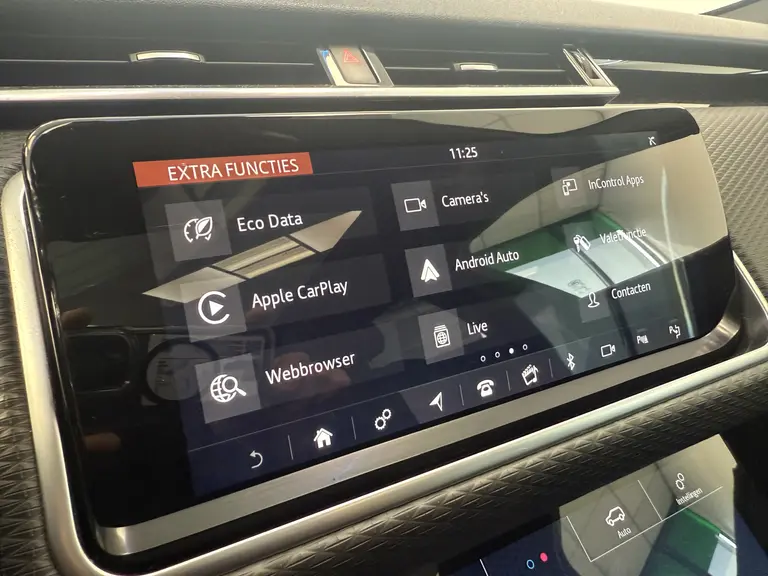 Land Rover Range Rover Velar 2.0 P250 Turbo AWD SE Cruise/Climate Panoramadak Meridian R-Dynamic afbeelding 24