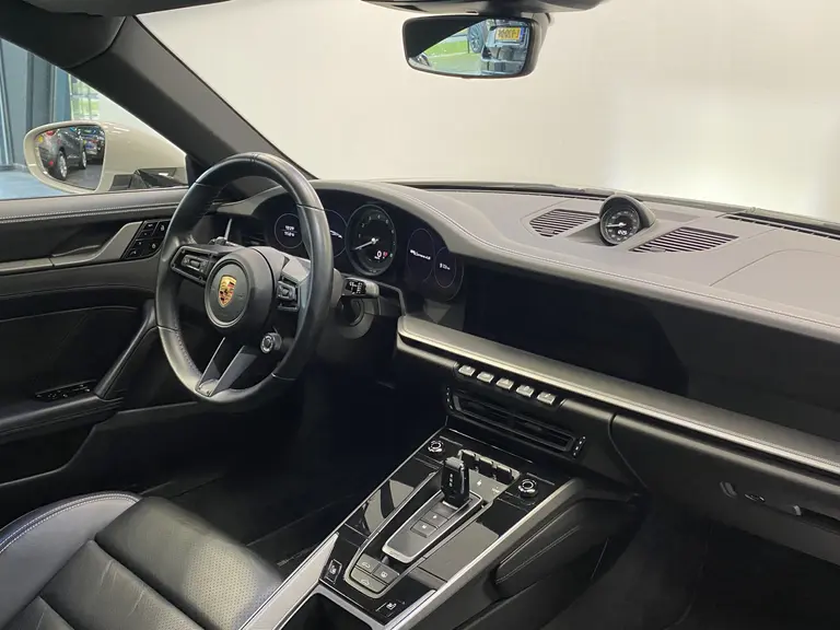 Porsche 911 3.0 Carrera 4 S Sport chrono Bose Dealer onderhouden Kreide Grau Panoramadak ACC 450PK! * 2e Paasdag zijn wij geopend van 12:00 tot 17:00uur! * afbeelding 14