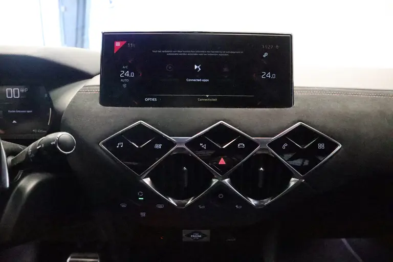 DS DS 3 Crossback 1.2 PureTech Performance Line Full-led Navigatie 18'lmv 2 jaar garantie mogelijk* (vraag naar de voorwaarden) afbeelding 12
