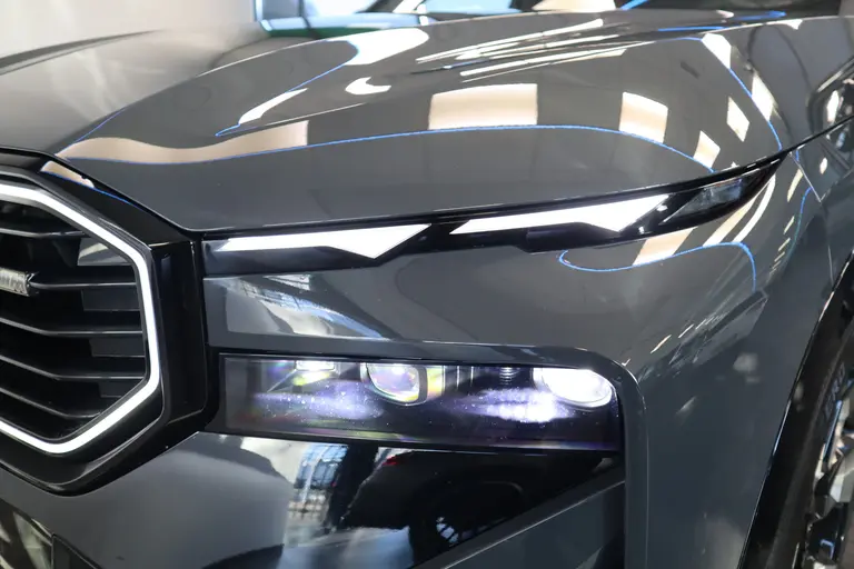 BMW XM PHEV 30 kWh Bowers & Wilkins 23''LM inidivual leder Trekhaak NL Auto * 2e Paasdag zijn wij geopend van 12:00 tot 17:00uur! * afbeelding 10