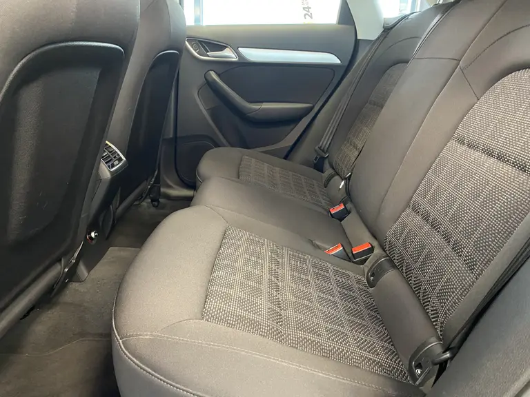 Audi Q3 1.4 TFSI CoD Sport Pro Line Navigatie 17LMV Cruise Control PDC * 2e Paasdag zijn wij geopend van 12:00 tot 17:00uur! * afbeelding 23