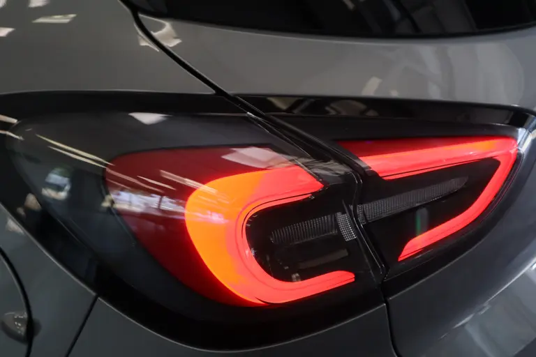 Ford Puma 1.0 EcoBoost Hybrid Automaat Navigatie Cruise control 17LMV ST-Line afbeelding 4