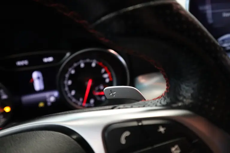 Mercedes-Benz CLA-Klasse Shooting Brake 180 AMG Full-led Navigatie 18'lmv * 2e Paasdag zijn wij geopend van 12:00 tot 17:00uur! * afbeelding 14