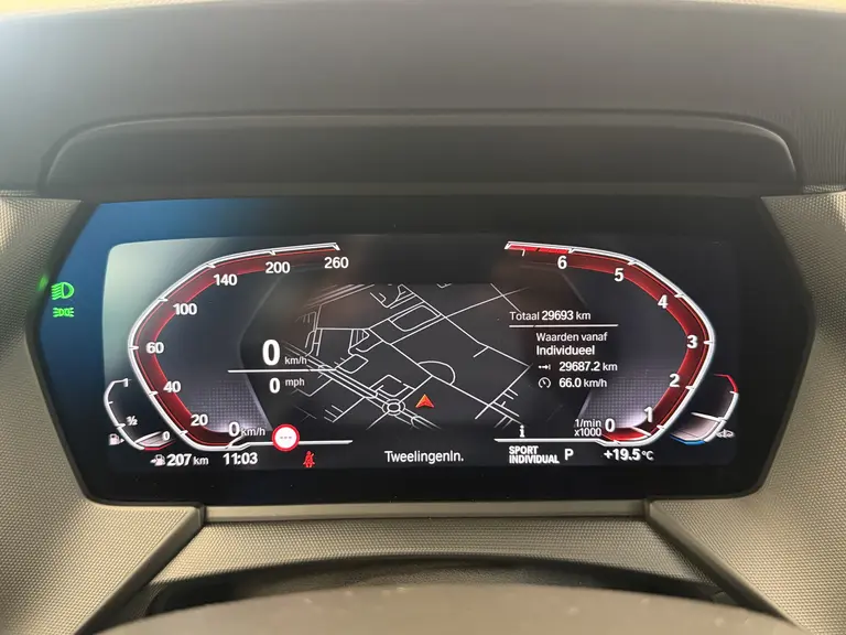 BMW 1-serie 120i Cruise/Climate Panoramadak NAP 18''LM Performance 24 maanden garantie mogelijk (*vraag naar de voorwaarden) afbeelding 12