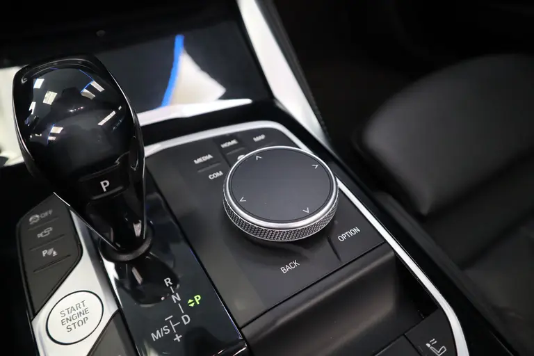 BMW 4 Serie Cabrio M440i xDrive High Executive 374PK Navigatie 360Camera Volleder Apple carplay 19LMV Head up afbeelding 15