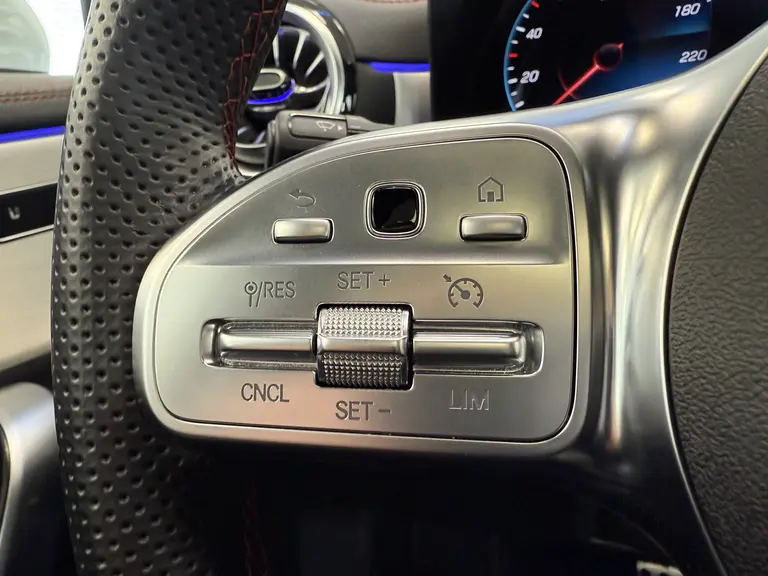Mercedes-Benz CLA-Klasse 200 AMG Line Panoramadak Full-led Sfeerverlichting * 2e Paasdag zijn wij geopend van 12:00 tot 17:00uur! * afbeelding 11