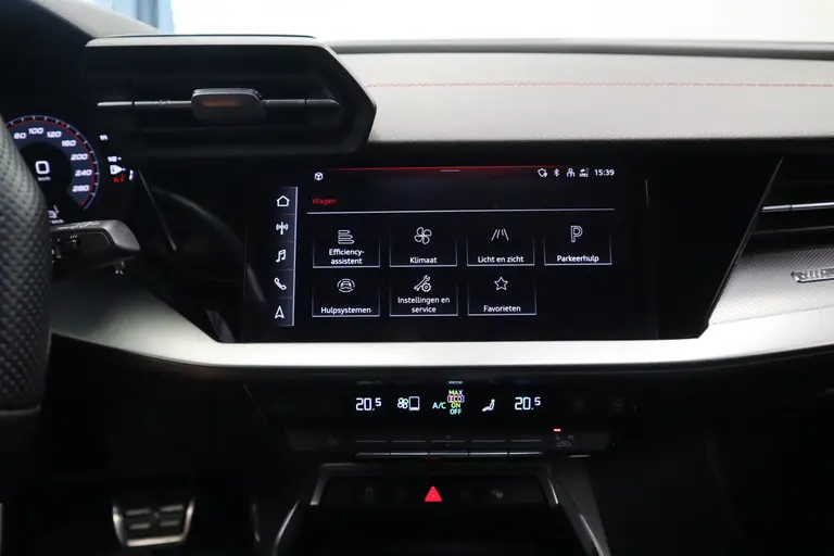 Audi A3 Sportback 35 TFSI S edition 150pk Navigatie 17LMV  volleder interieur Cruise Control parking ass. afbeelding 9