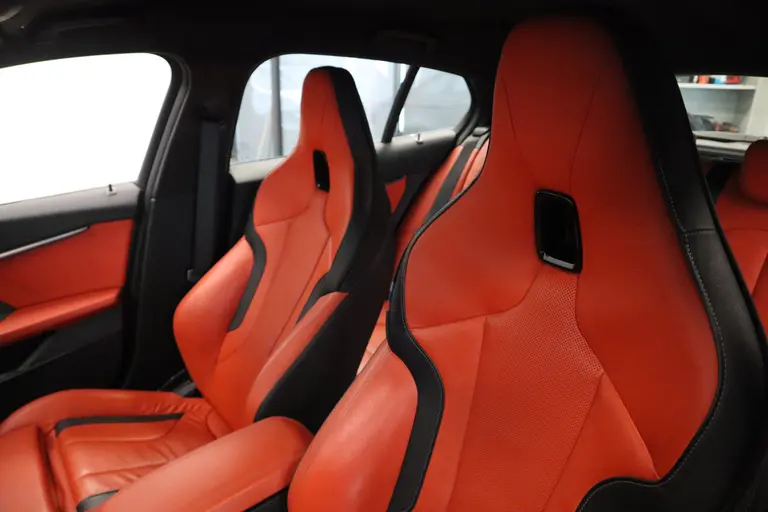 BMW 1-serie M135i xDrive High Executive Edition 306PK Headup Display Sportuitlaat Navigatie PDC VCP Cruise Control 19LMV  Volleder interieur Schaal stoelen 2 Jaar garantie mogelijk* ( vraag naar de voorwaarde) afbeelding 9