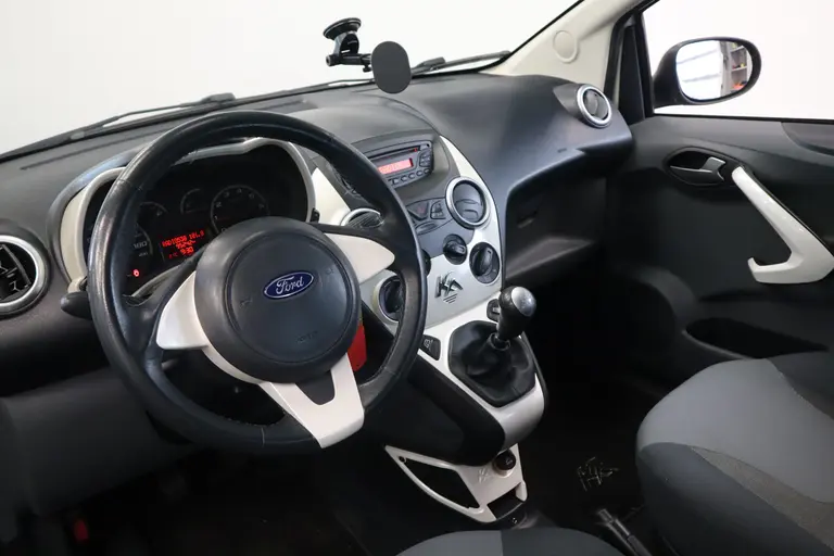 Ford Ka 1.2 Titanium X start/stop Airco 15'lmv 1ste Eigenaar! afbeelding 8