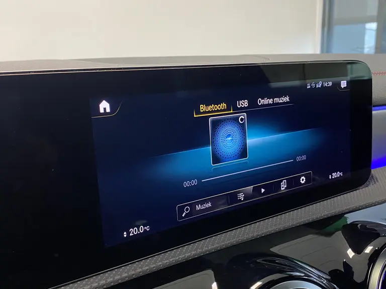 Mercedes-Benz CLA-Klasse 250 e Business Solution AMG Limited 218PK VCP Panoramadak  Navigatie Sfeerverlichting Cruise Control Stand kachel DAB+ 2 Jaar garantie mogelijk* ( vraag naar de voorwaarde) afbeelding 29