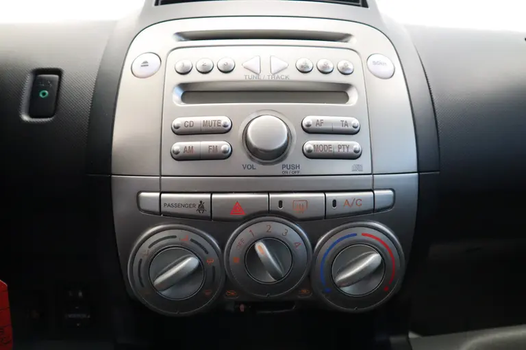 Daihatsu Sirion 2 1.3-16V Sport Airco 14 LMV CV afbeelding 9